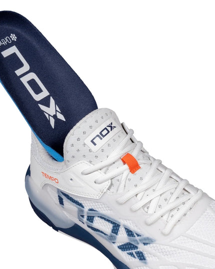 Zapatillas de Pickleball NOX LUX TEMPO – Sugar Swizzle/Dark Denim 2026