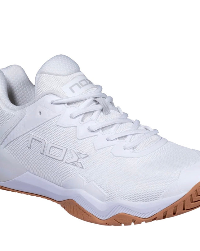 Zapatillas de Pickleball NOX LUX HEXA – White/Gum Rubber 2026