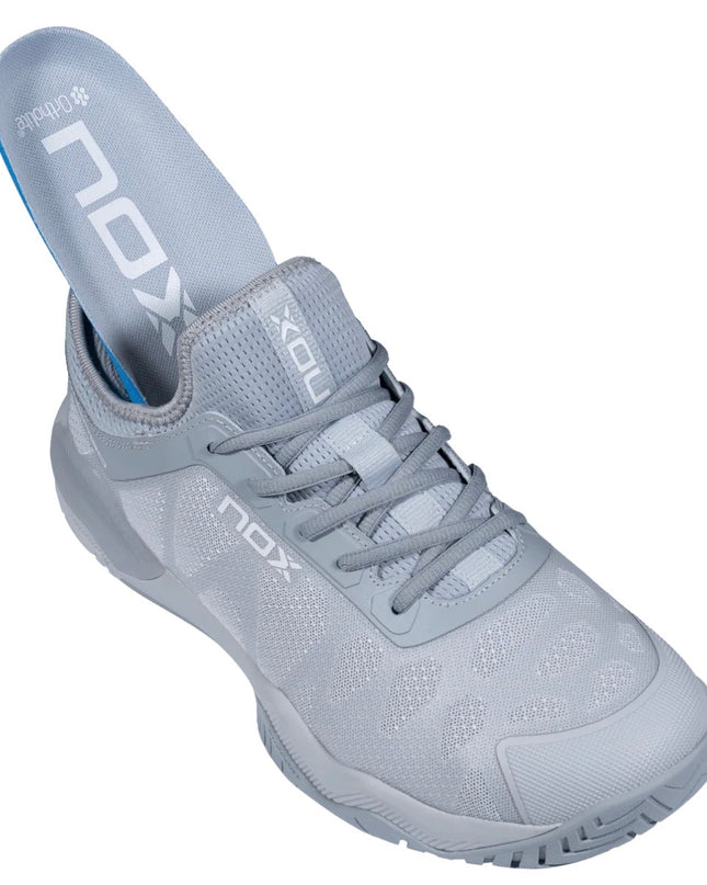 Zapatillas de Pickleball NOX LUX NERBO – Lunar Rock/High Rise 2026