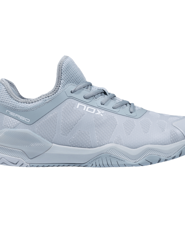 Zapatillas de pickleball NOX LUX NERBO en lunar rock y high rise - vista lateral